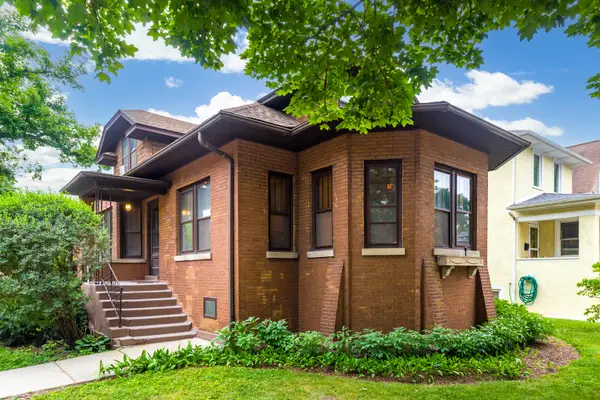 1100 S Scoville Avenue, Oak Park, IL 60304