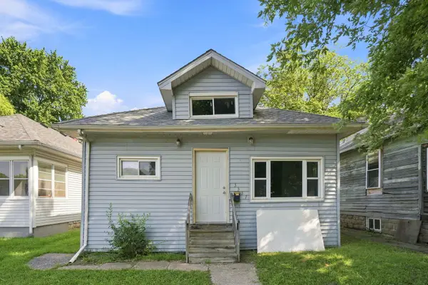 3337 7 1/2 Avenue, Rock Island, IL 61201