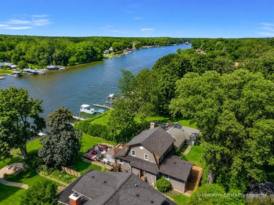 1925 N Woodlawn Park Avenue, McHenry, IL 60051 - #2