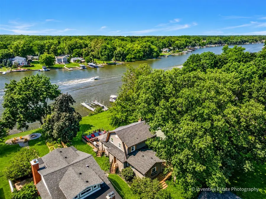 1925 N Woodlawn Park Avenue, McHenry, IL 60051 - #3