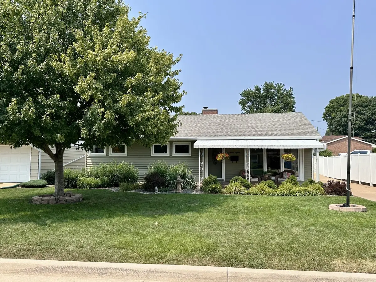 1815 13th Street, Peru, IL 61354 - #1