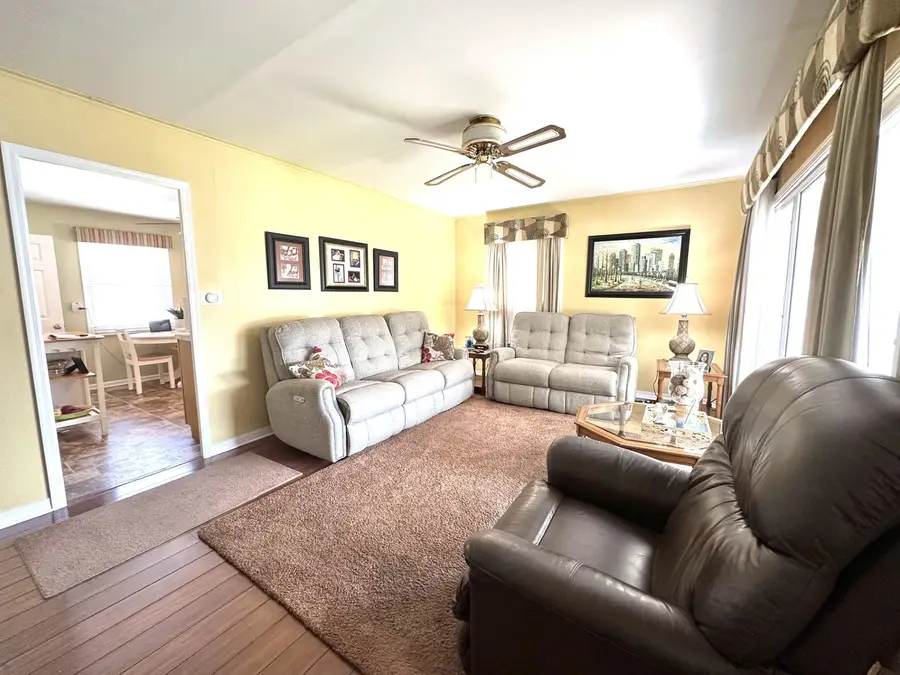 1815 13th Street, Peru, IL 61354 - #3