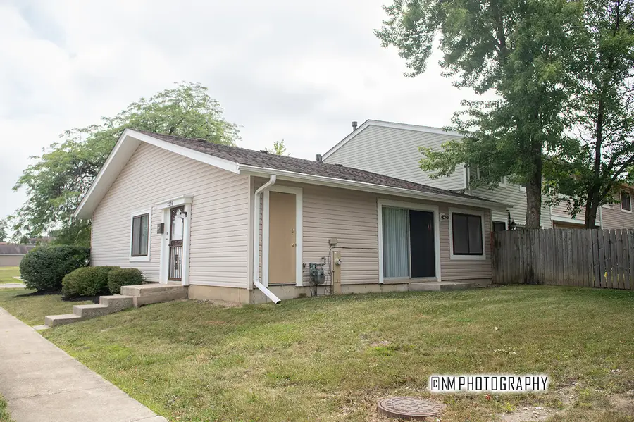 2276 Windsor Lane, Country Club Hills, IL 60478 - #3
