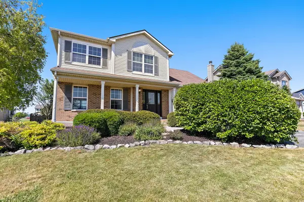 813 Water Stone Way, Malta, IL 60150