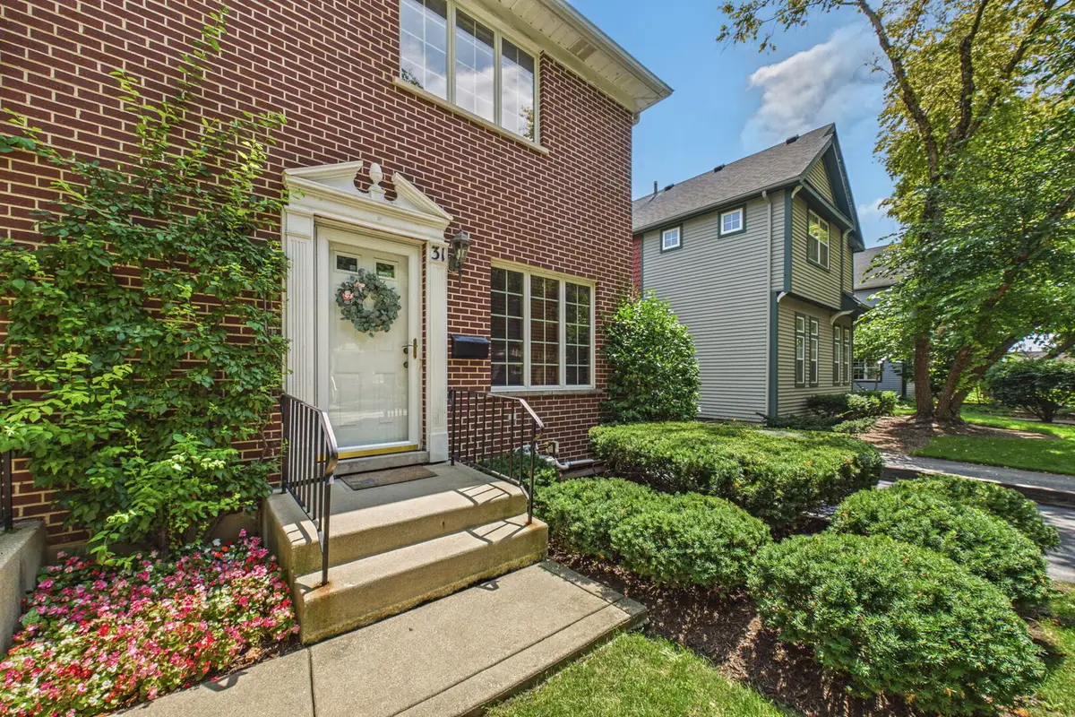 31 N Madison Avenue, La Grange, IL 60525 - #1