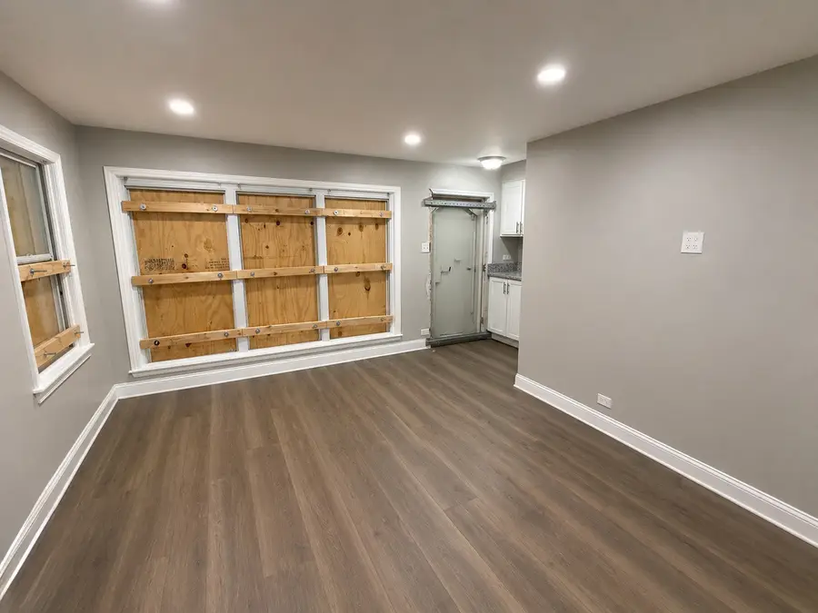 4601 S Leclaire Avenue, Chicago, IL 60638 - #3