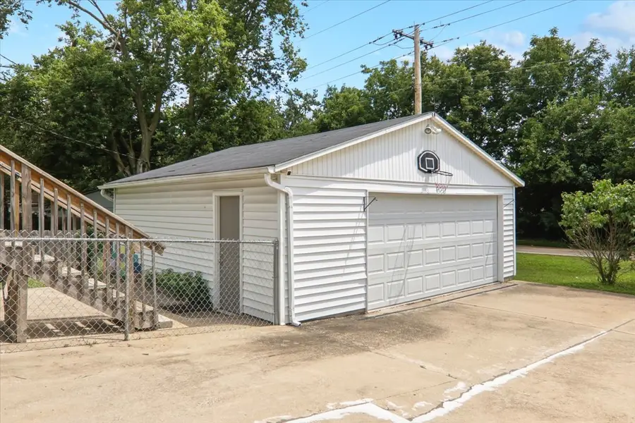 1616 Indiana Street, Bloomington, IL 61701 - #3