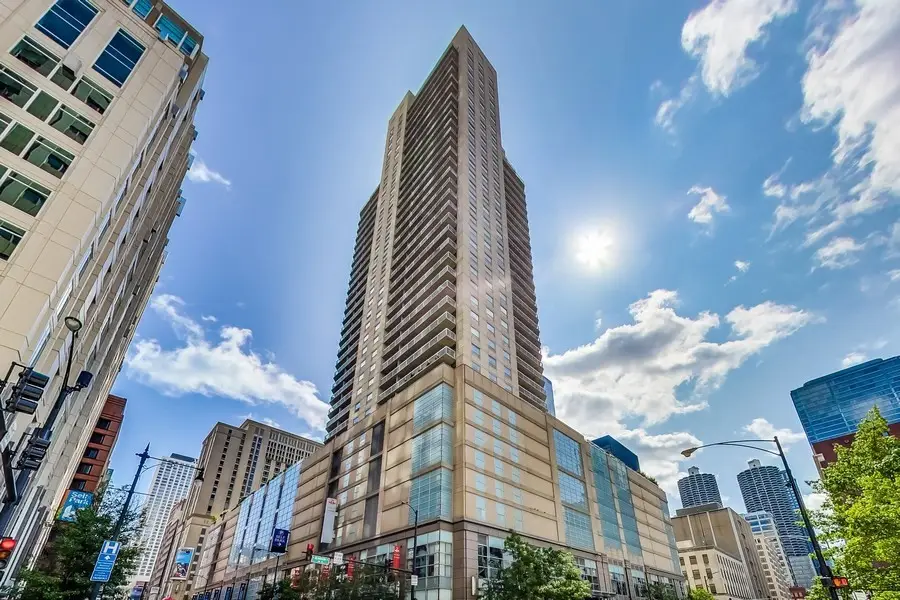 545 N Dearborn Street #W1703, Chicago, IL 60654 - #1