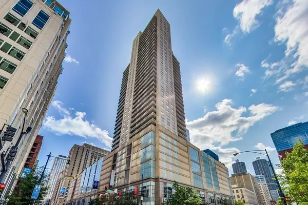 545 N Dearborn Street #W1703, Chicago, IL 60654