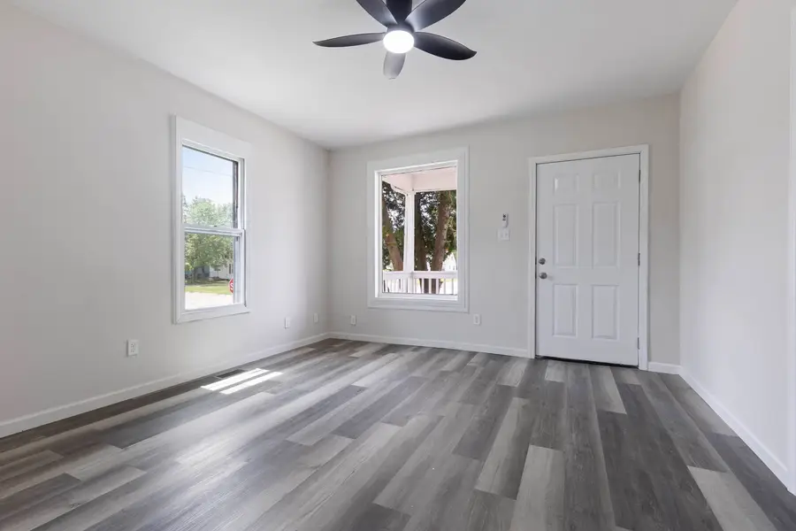 135 S 8th Street, South Beloit, IL 61080 - #3