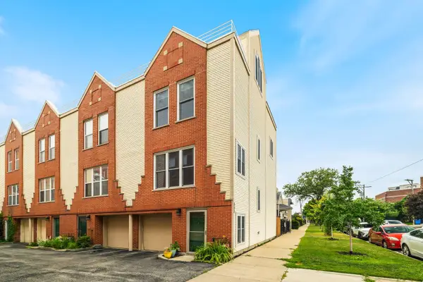 555 N Artesian Avenue #L, Chicago, IL 60612