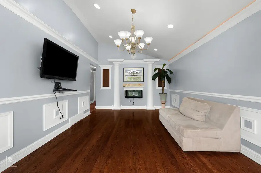 8534 S Keating Avenue, Chicago, IL 60652 - #2