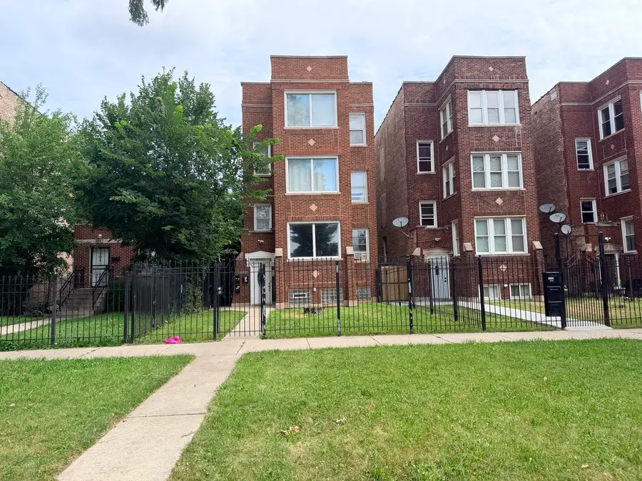 4640 W West End Avenue, Chicago, IL 60644 - #3