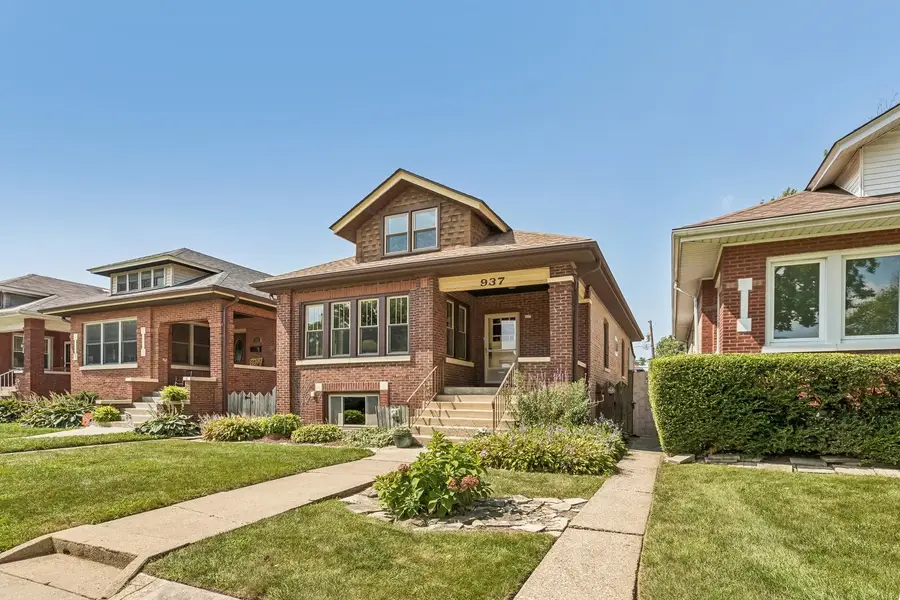 937 N Harvey Avenue, Oak Park, IL 60302 - #2