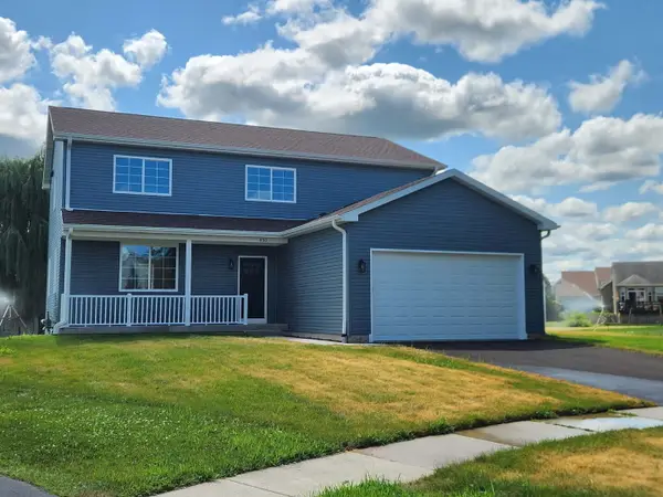 830 Bach Court, Woodstock, IL 60098