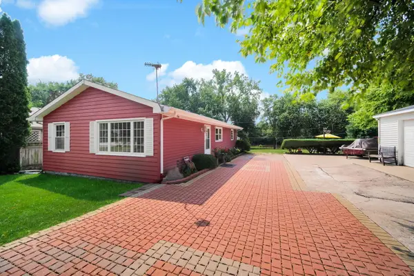 28W575 Barnes Avenue, West Chicago, IL 60185
