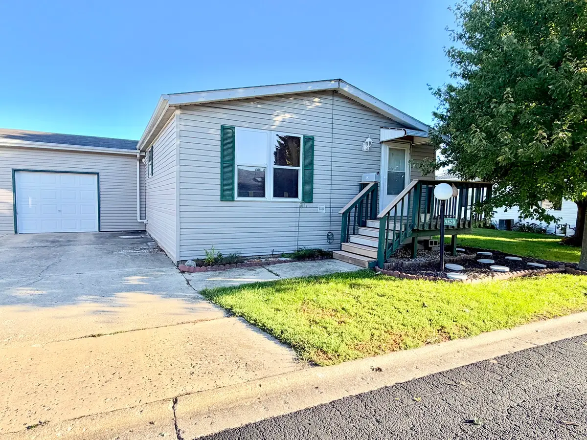 452B Meadowlark Circle, Sandwich, IL 60548 - #1