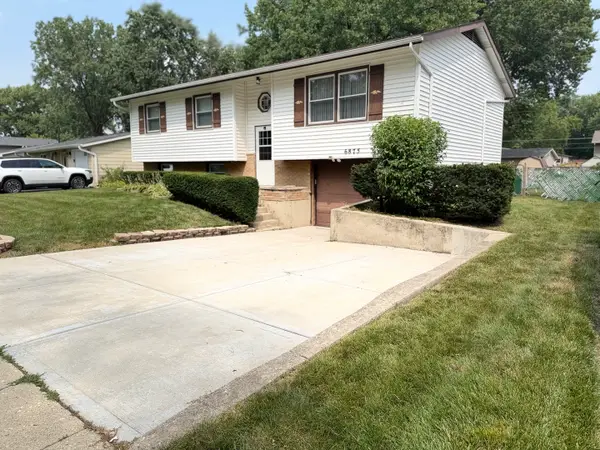6875 Glenwood Lane, Hanover Park, IL 60133