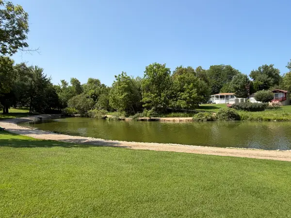 23-47 Woodhaven Lakes, Sublette, IL 61367