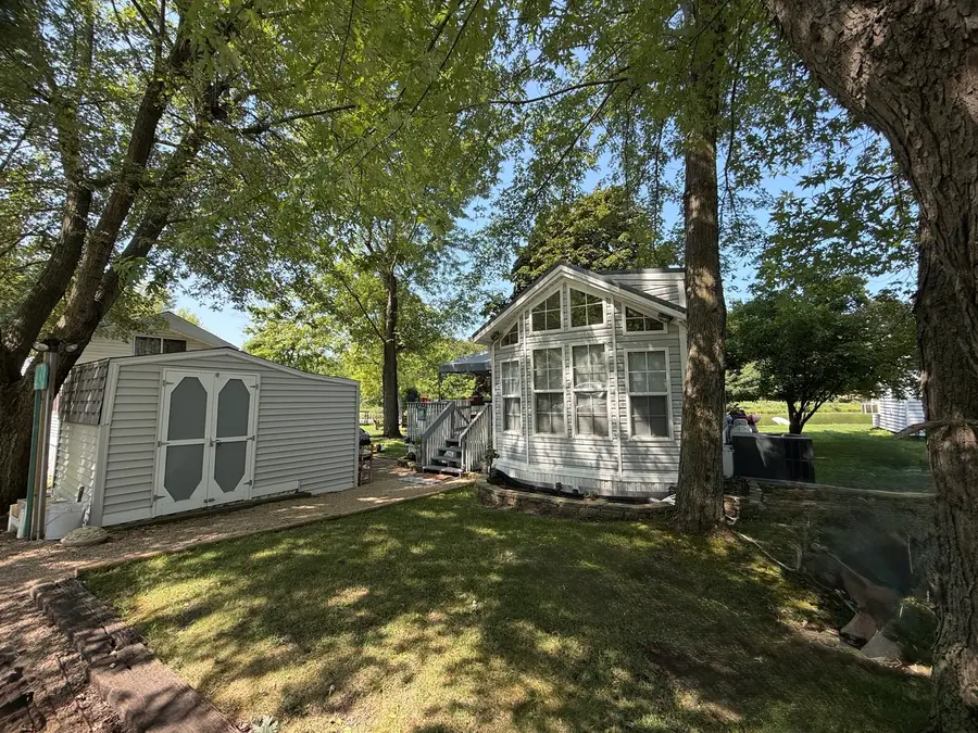 23-47 Woodhaven Lakes, Sublette, IL 61367 - #3
