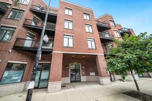 1890 N Milwaukee Avenue #4C, Chicago, IL 60647