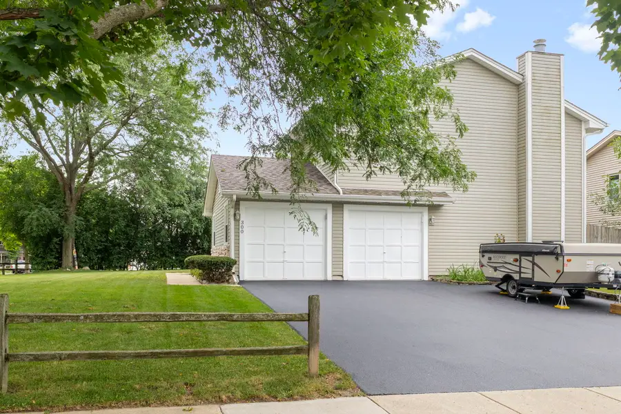 300 Oakbrook Court, Bartlett, IL 60103 - #3