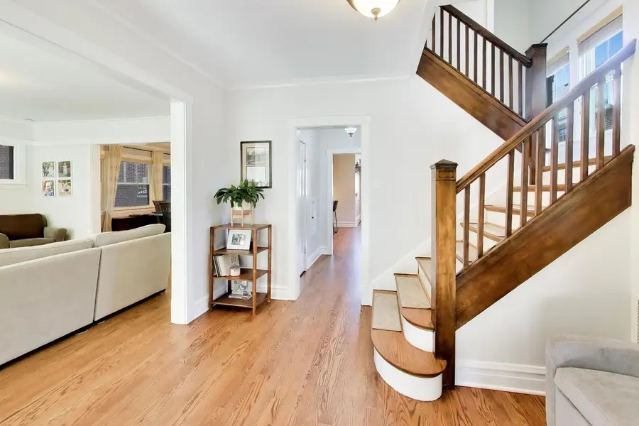 1108 S Washington Avenue, Park Ridge, IL 60068 - #3