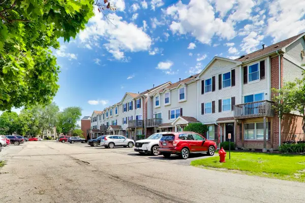 5602 Tinder Drive #6, Rolling Meadows, IL 60008