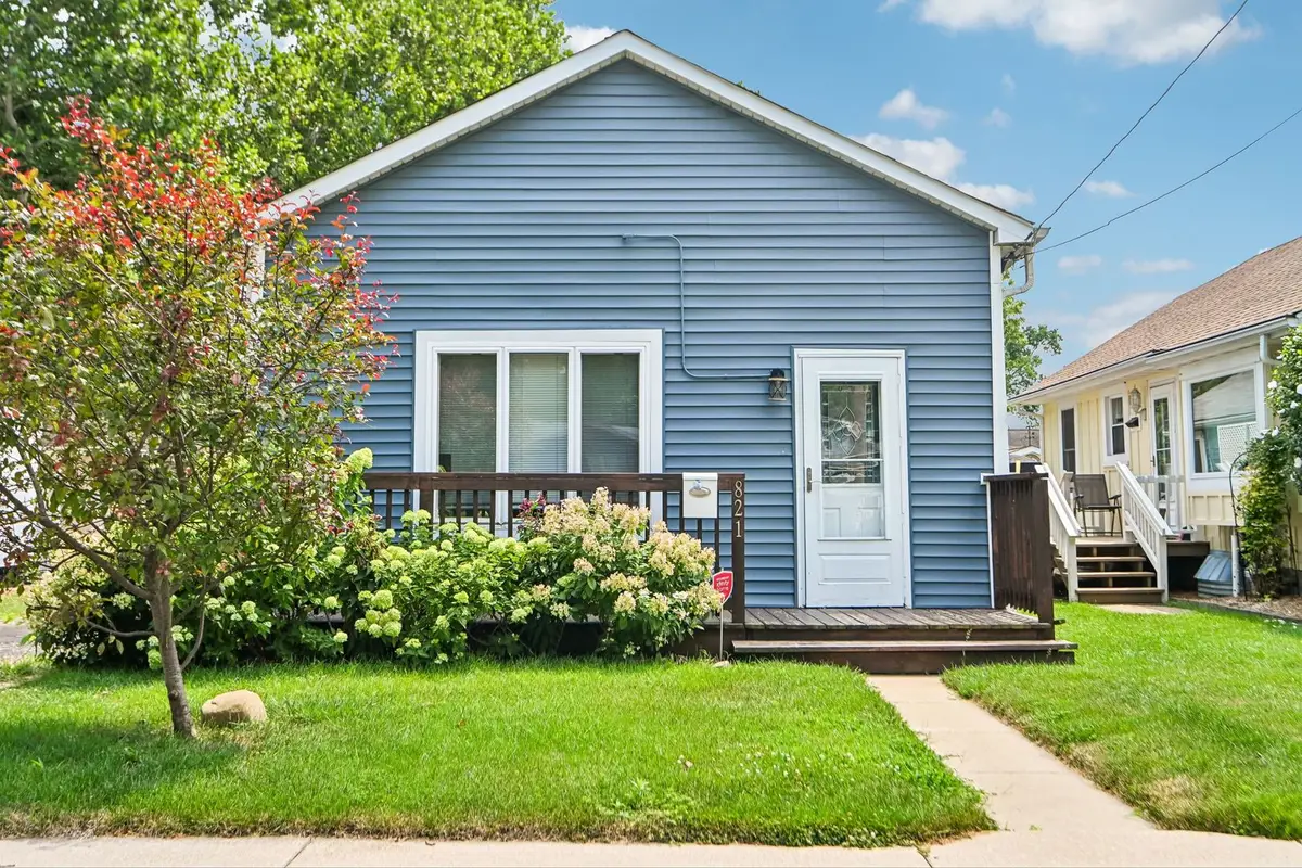 821 W Jackson Street, Morris, IL 60450 - #1