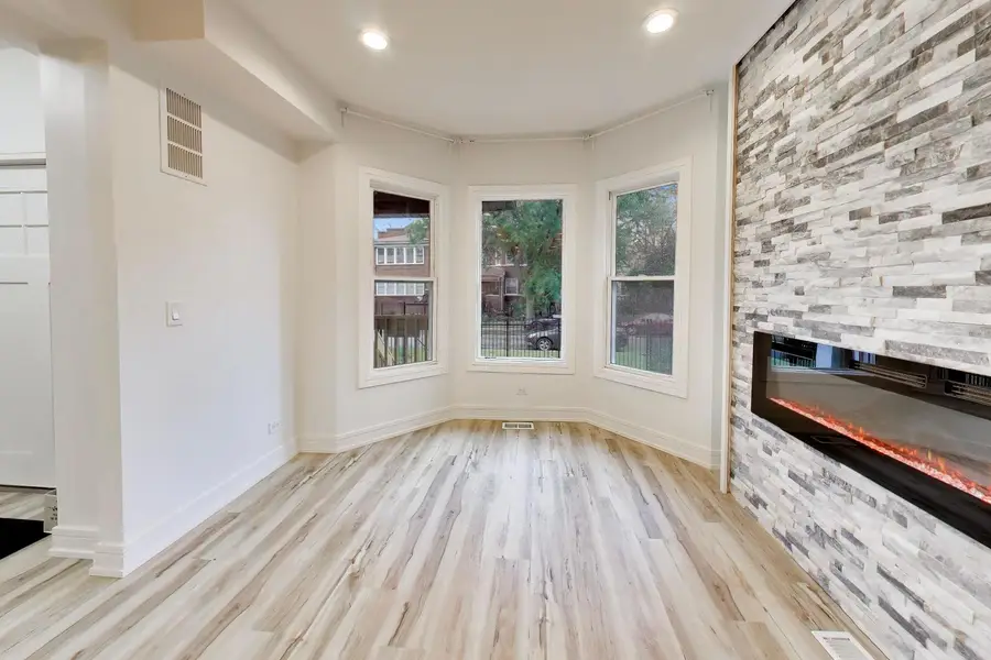544 N Leamington Avenue, Chicago, IL 60644 - #3