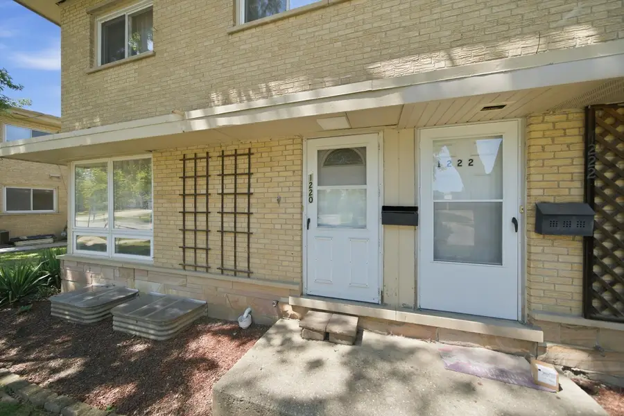 1220 N Wheeling Road, Mount Prospect, IL 60056 - #3