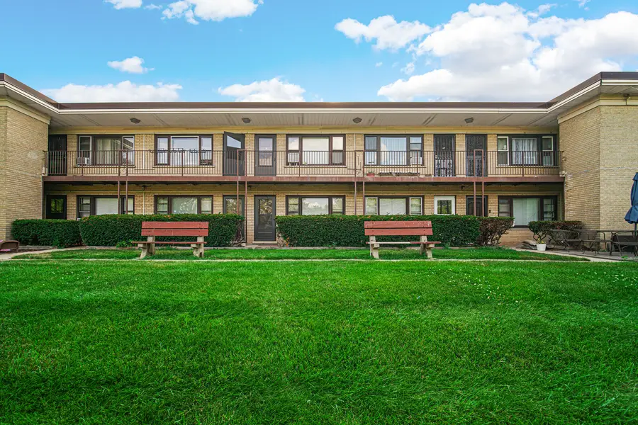 14 King Arthur Court #13, Northlake, IL 60164 - #2