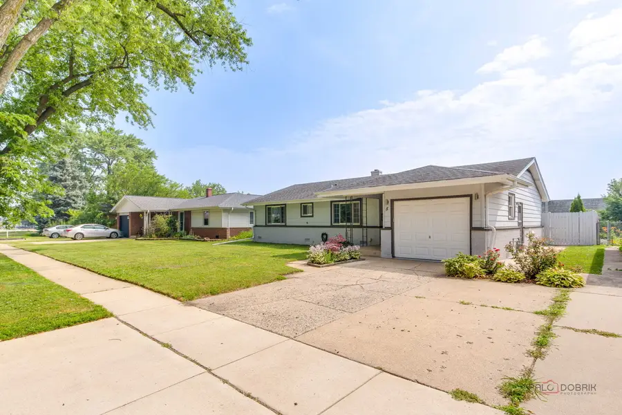 5 Wildwood Road, Elk Grove Village, IL 60007 - #2