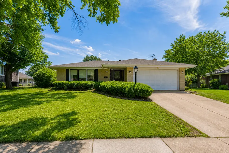1161 E 171st Court, South Holland, IL 60473 - #2