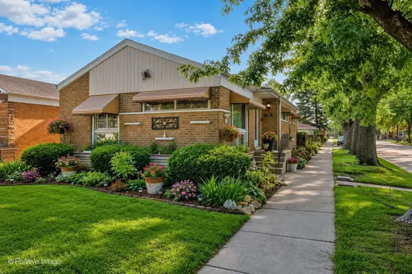 3800 Highland Avenue, Berwyn, IL 60402