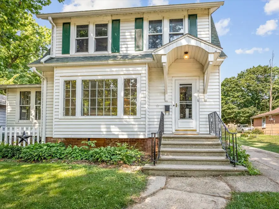 116 N Jefferson Avenue, Amboy, IL 61310 - #2