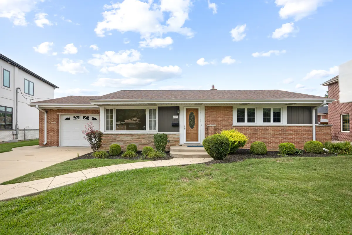 8059 W Leland Avenue, Norridge, IL 60706 - #1
