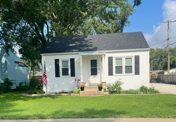 304 N Lowe Road, Aroma Park, IL 60910