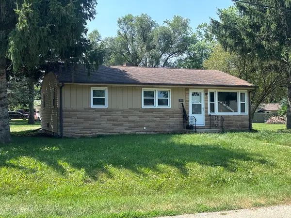 300 Hillcrest Avenue, Rochelle, IL 61068