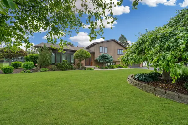 5N625 Santa Fe Trail, Bloomingdale, IL 60108