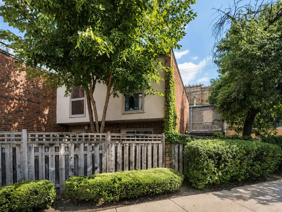 2121 N Lincoln Avenue #2121, Chicago, IL 60614 - #2