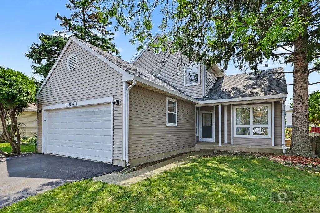 1841 Grosse Pointe Circle, Hanover Park, IL 60133 - #1