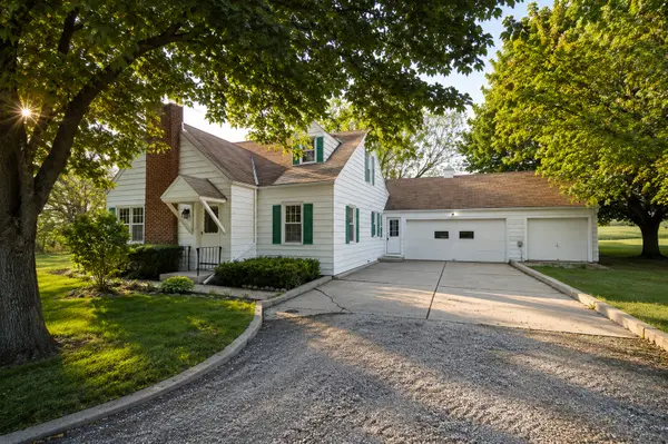4601 Spring Grove Road, McHenry, IL 60051