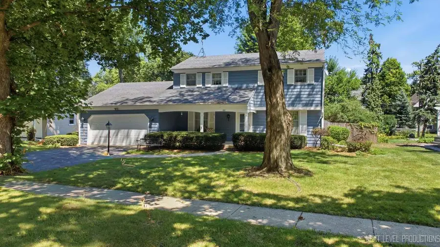 207 West Street, Geneva, IL 60134 - #2
