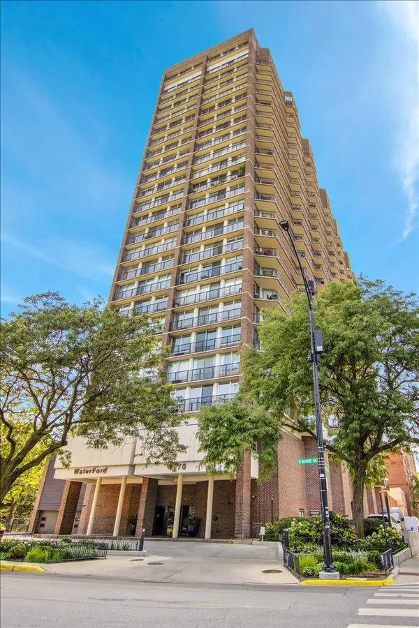 4170 N Marine Drive #19M, Chicago, IL 60613