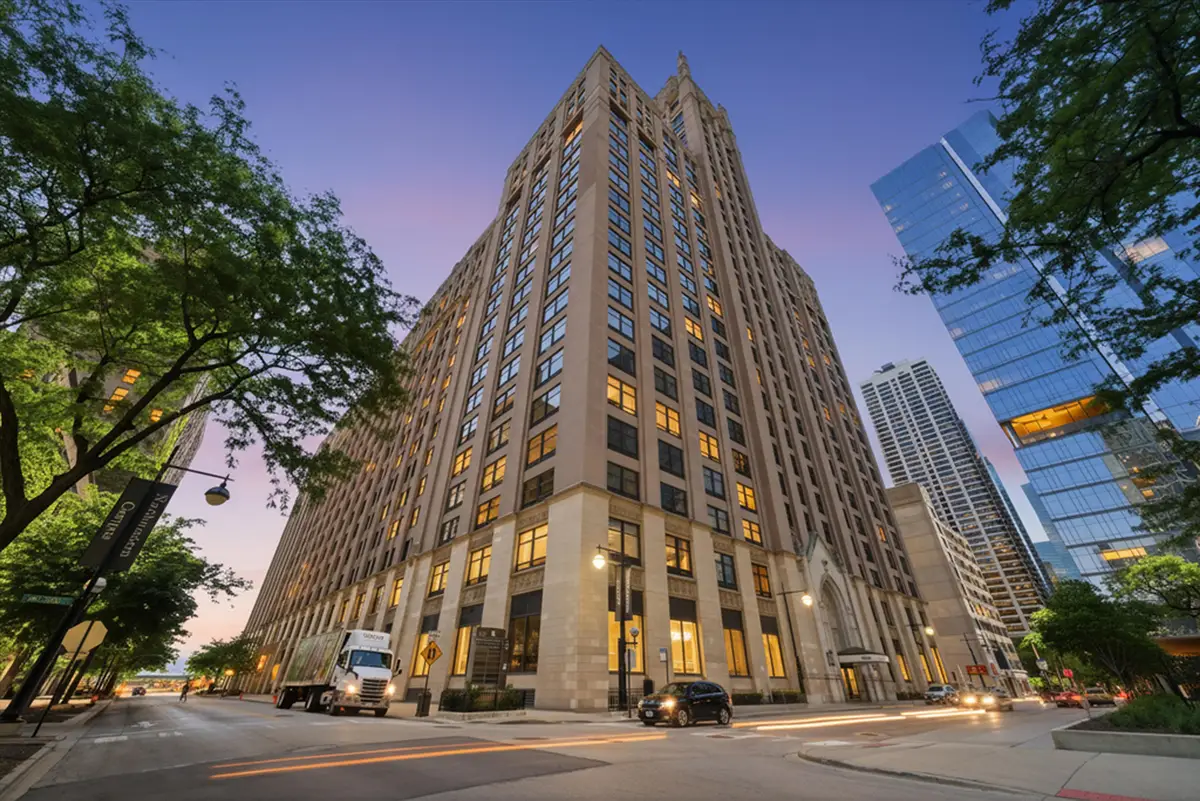 680 N Lake Shore Drive #913, Chicago, IL 60611 - #1