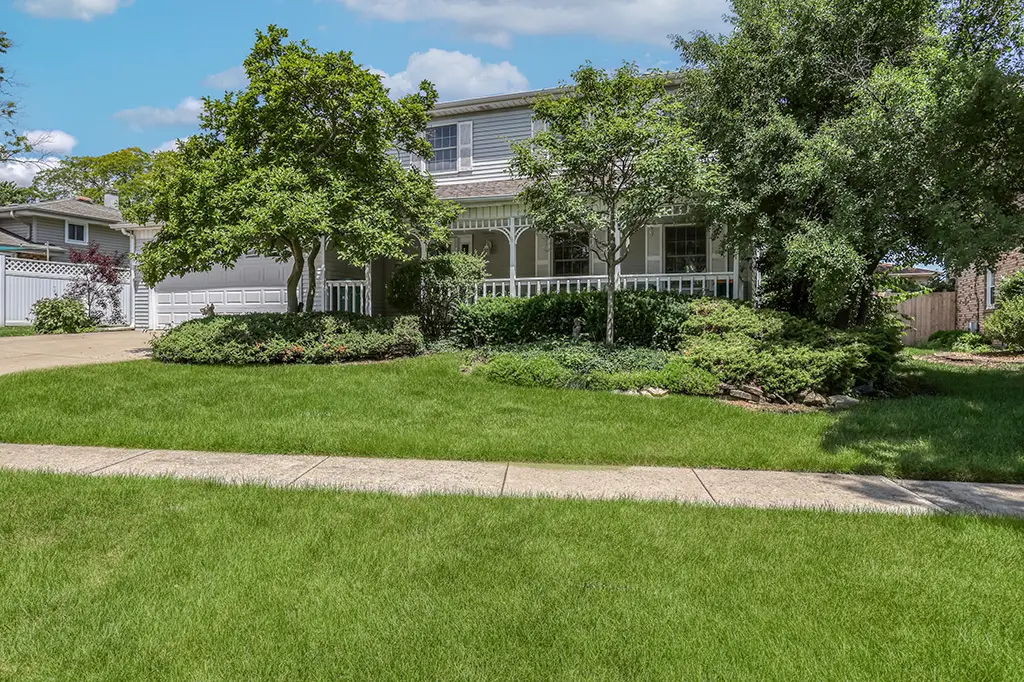 403 Sara Avenue, Lemont, IL 60439 - #1