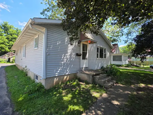 605 Dixon Avenue, Rock Falls, IL 61071
