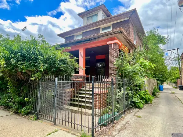 7916 S Constance Avenue, Chicago, IL 60617