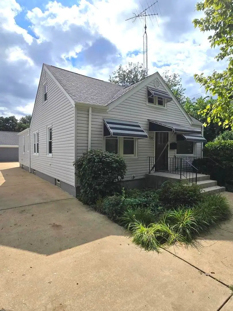710 Catherine Street, Joliet, IL 60435 - #1